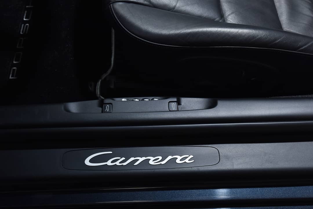 2004 Porsche 911 Carrera — photo 20