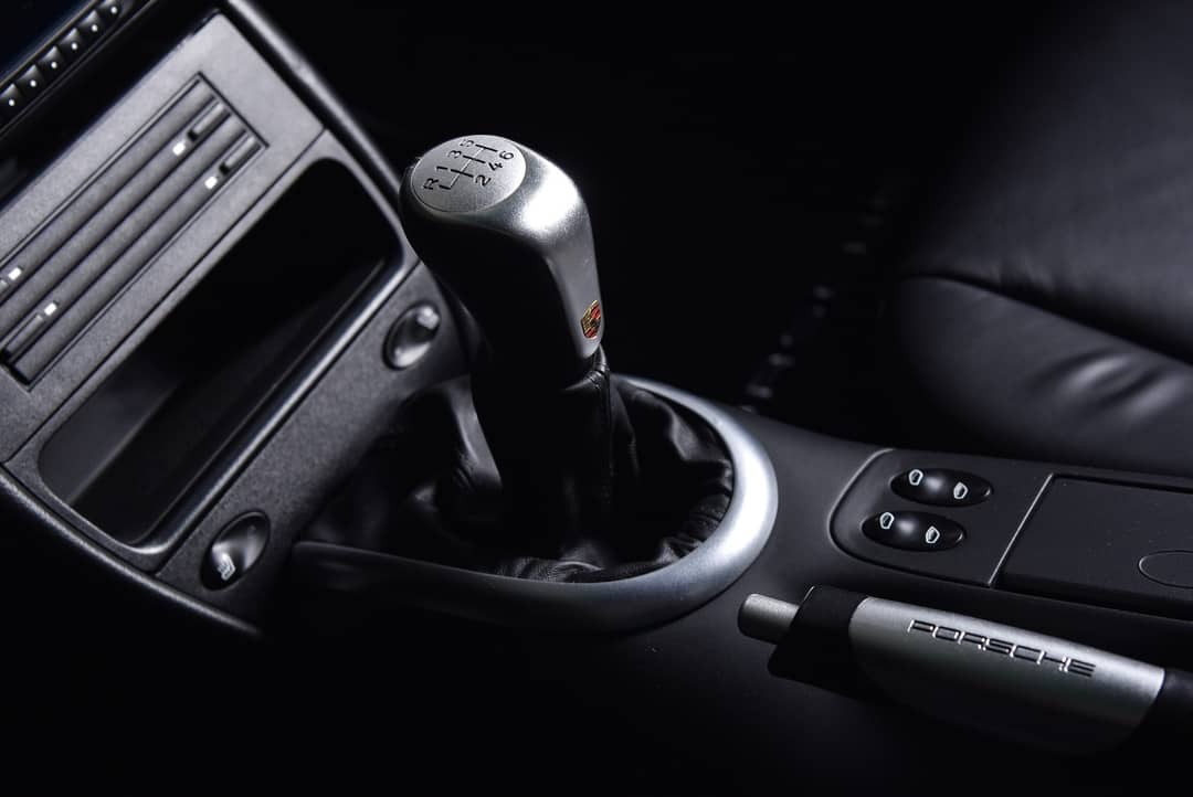 2004 Porsche 911 Carrera — photo 22