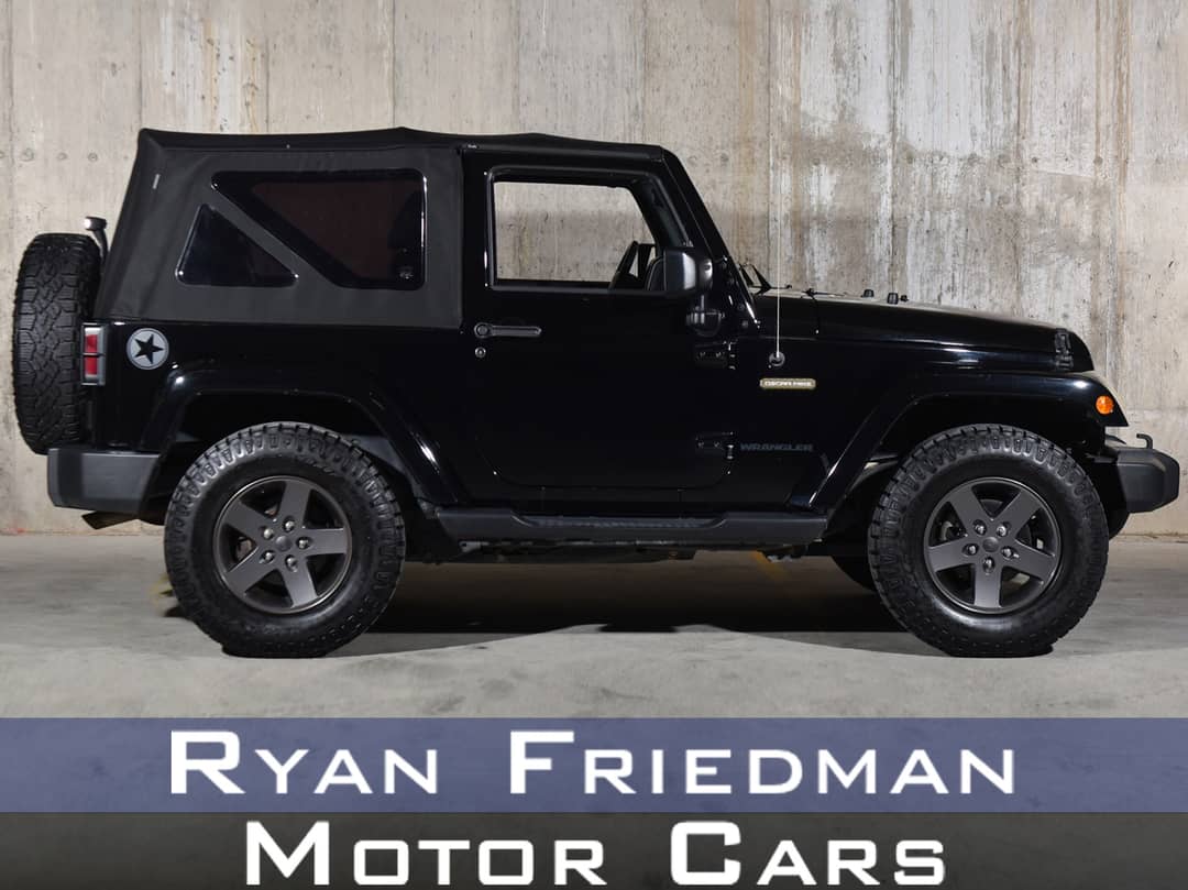 2016 Jeep Wrangler Sport — photo 1