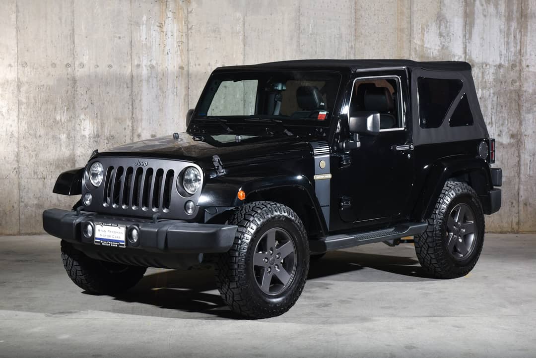2016 Jeep Wrangler Sport — photo 2