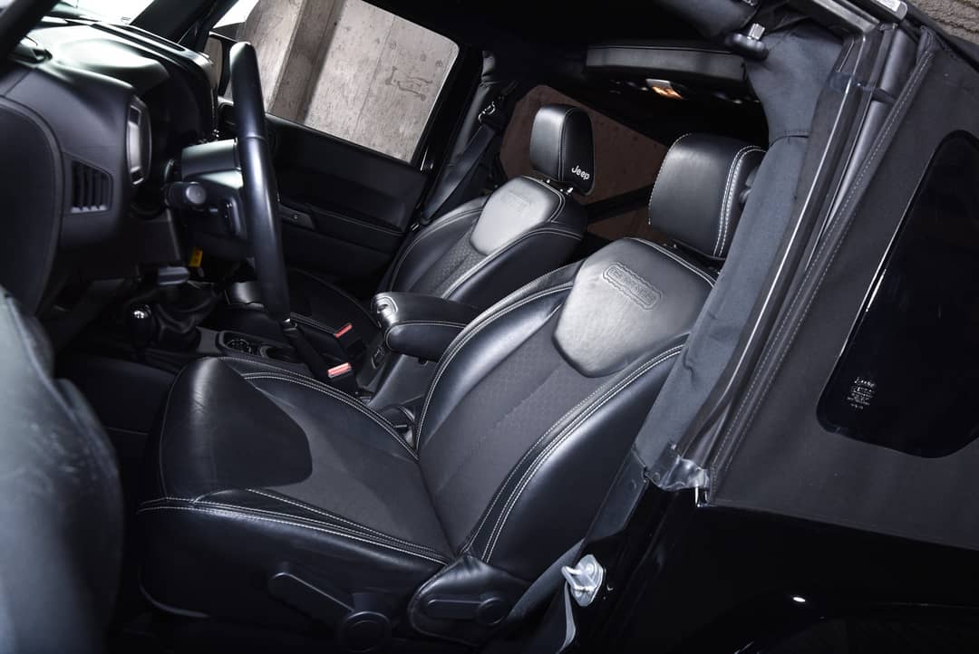 2016 Jeep Wrangler Sport — photo 19