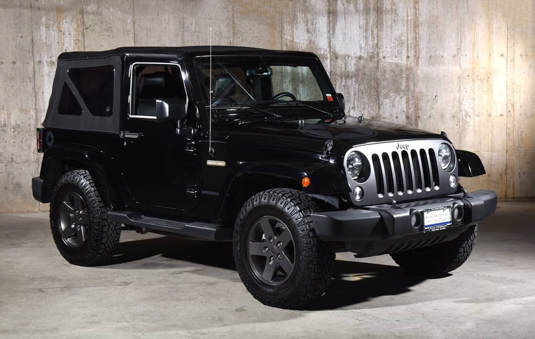 2016 Jeep Wrangler Sport — photo 4
