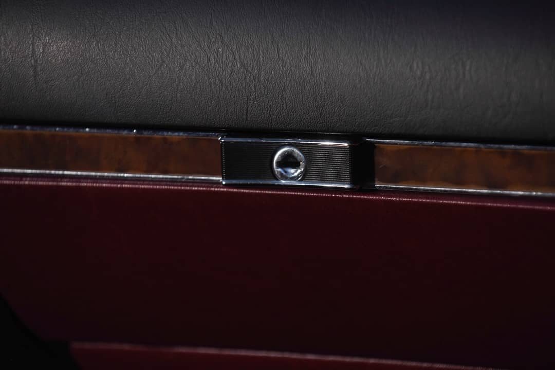 1987 Mercedes-Benz 560SL 560 SL — photo 35