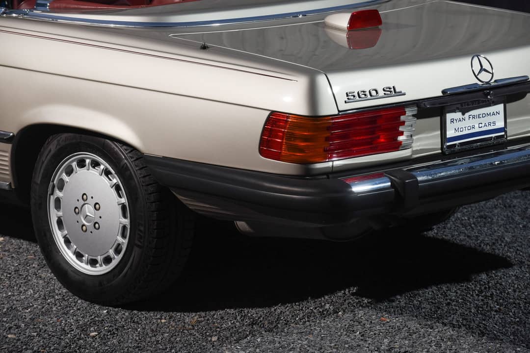 1987 Mercedes-Benz 560SL 560 SL — photo 39