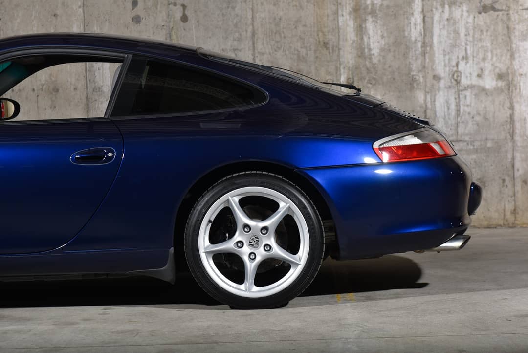 2002 Porsche 911 Carrera — photo 14