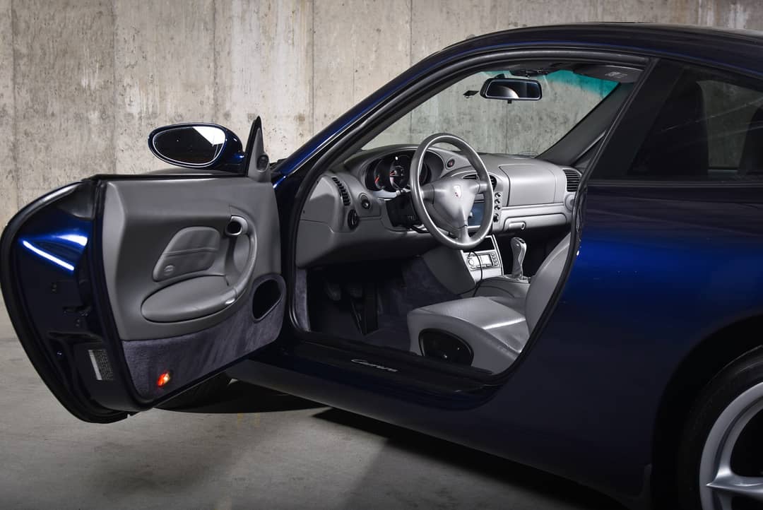 2002 Porsche 911 Carrera — photo 19
