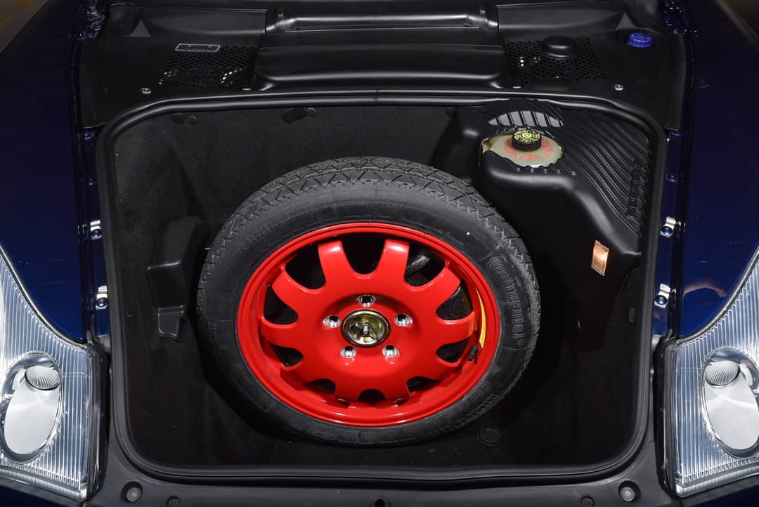 2002 Porsche 911 Carrera — photo 26
