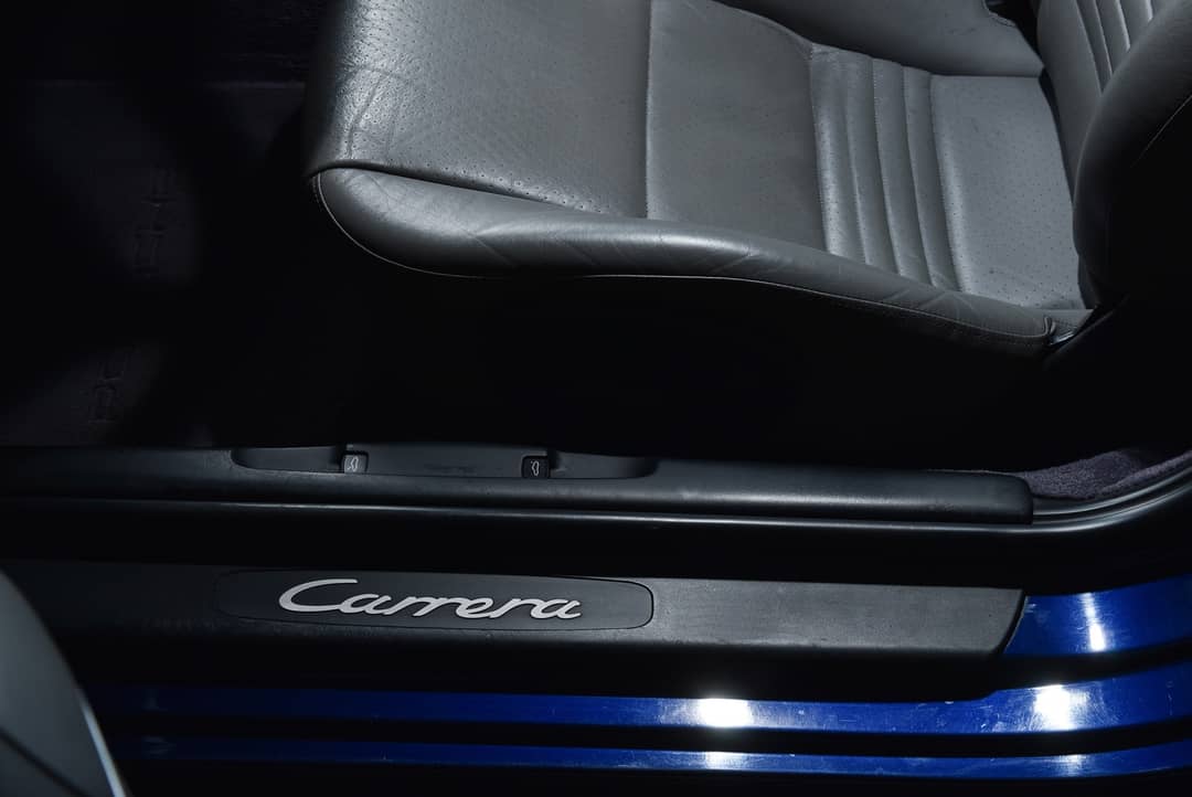 2002 Porsche 911 Carrera — photo 27