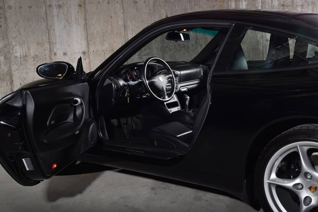 2004 Porsche 911 Carrera — photo 13
