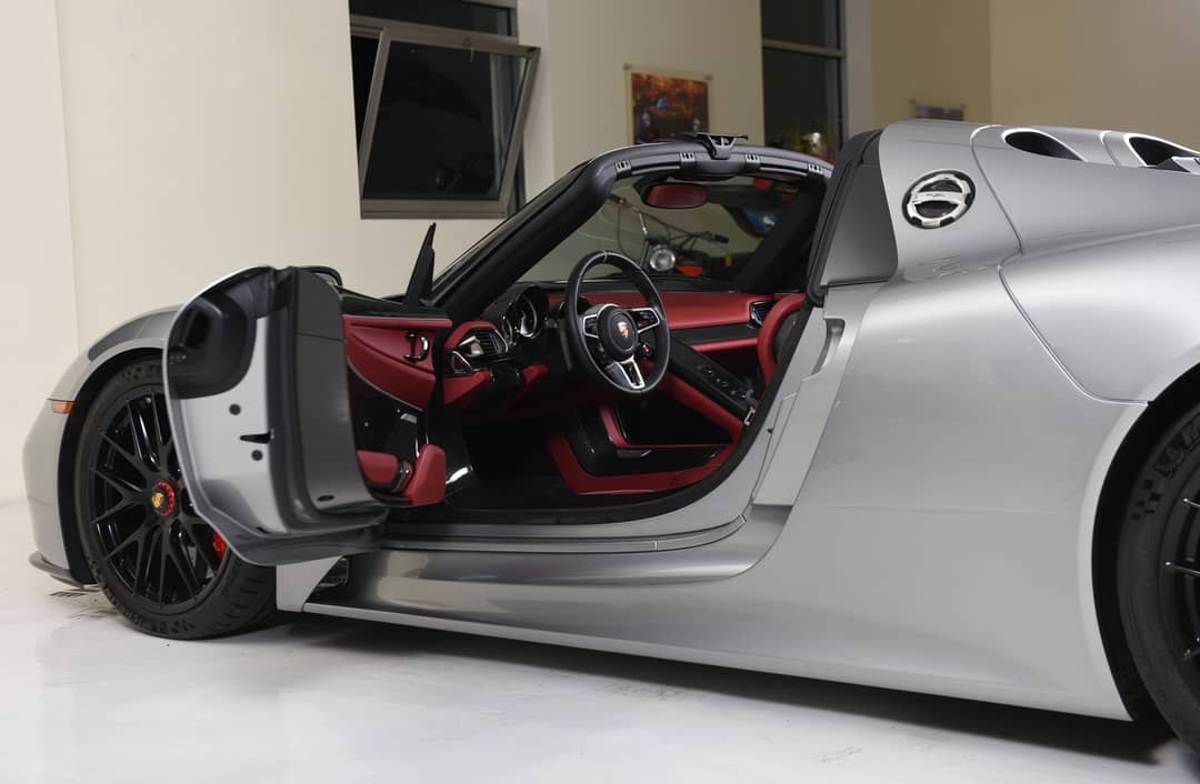 2015 Porsche 918 Spyder — photo 17