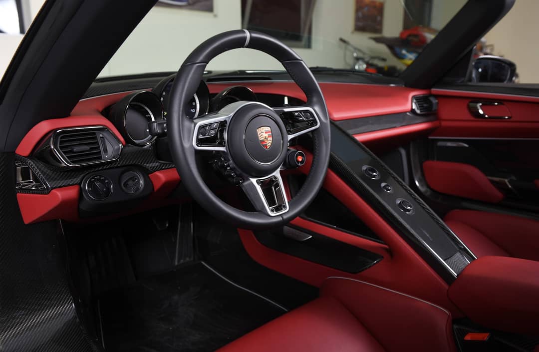 2015 Porsche 918 Spyder — photo 21