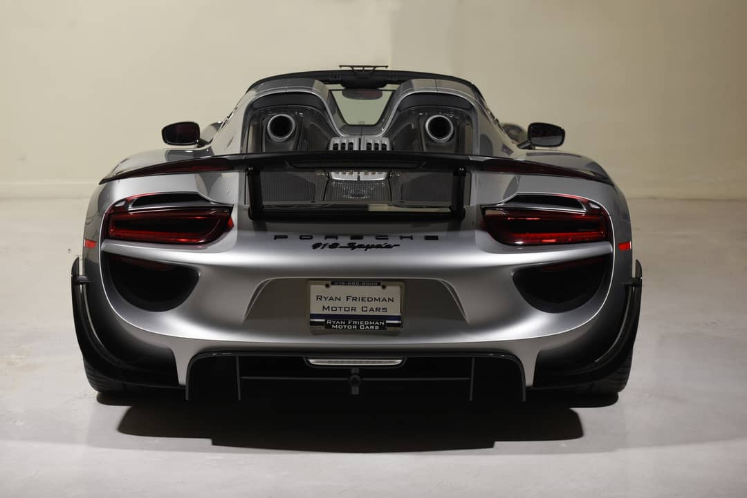 2015 Porsche 918 Spyder — photo 4