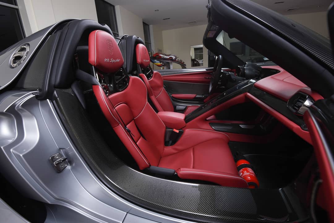 2015 Porsche 918 Spyder — photo 31