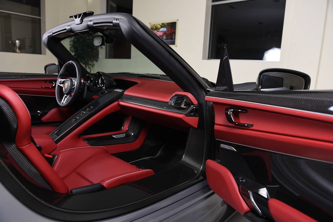 2015 Porsche 918 Spyder — photo 40