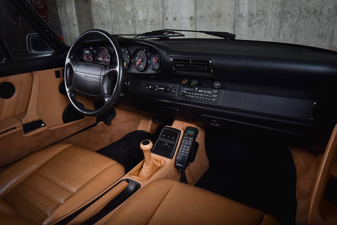 1990 Porsche 911 Carrera 2 — photo 23