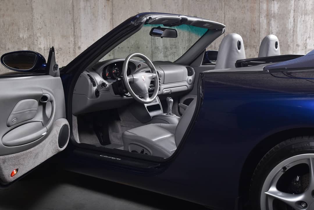2002 Porsche 911 Carrera — photo 24