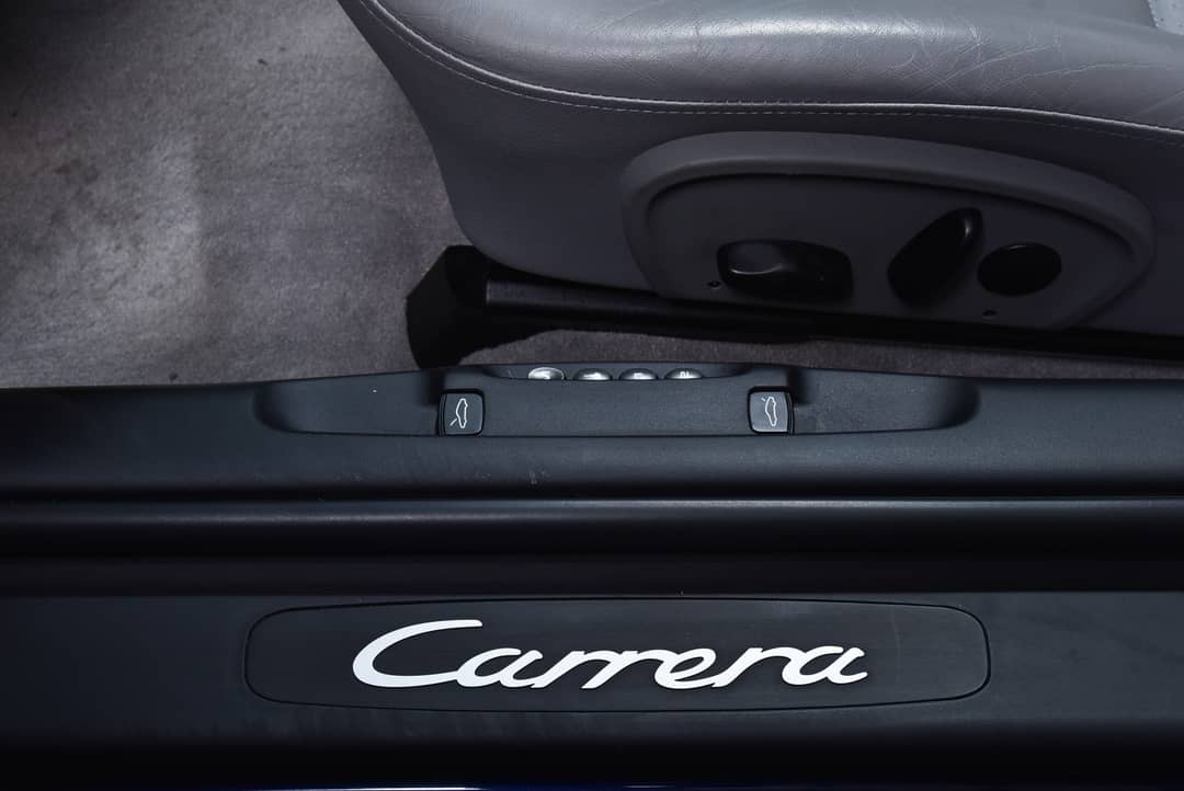2002 Porsche 911 Carrera — photo 29