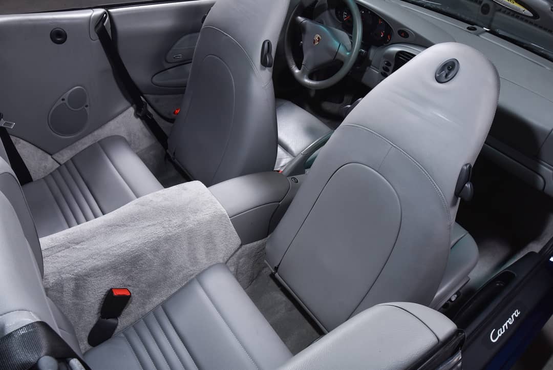 2002 Porsche 911 Carrera — photo 32