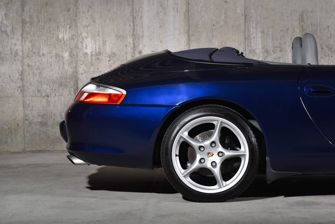 2002 Porsche 911 Carrera — photo 9