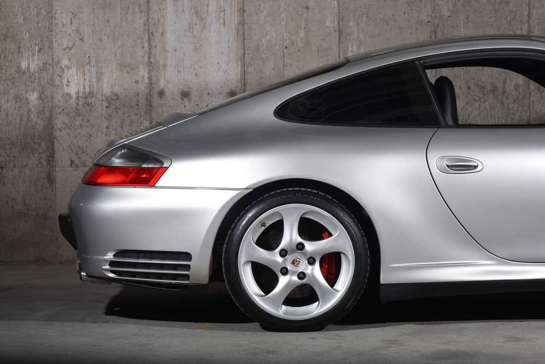 2002 Porsche 911 Carrera 4S — photo 15