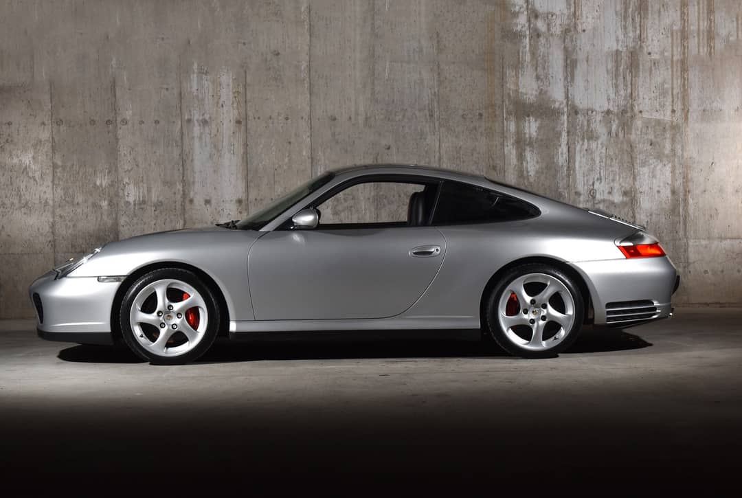 2002 Porsche 911 Carrera 4S — photo 18