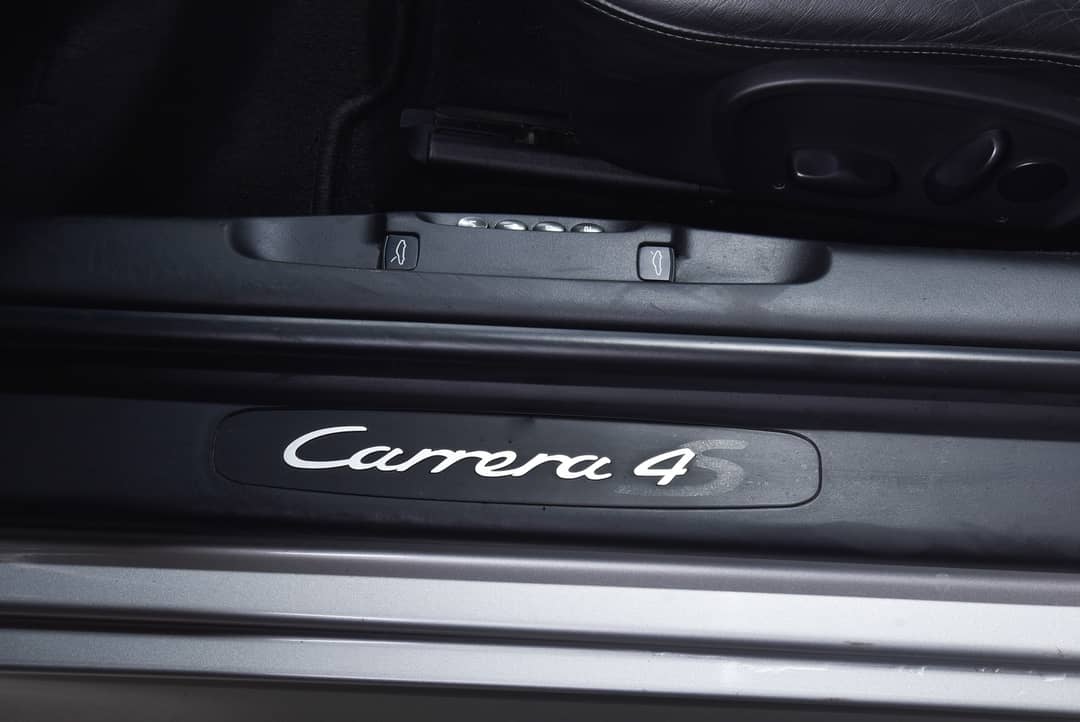 2002 Porsche 911 Carrera 4S — photo 26
