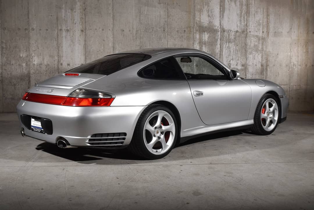 2002 Porsche 911 Carrera 4S — photo 5
