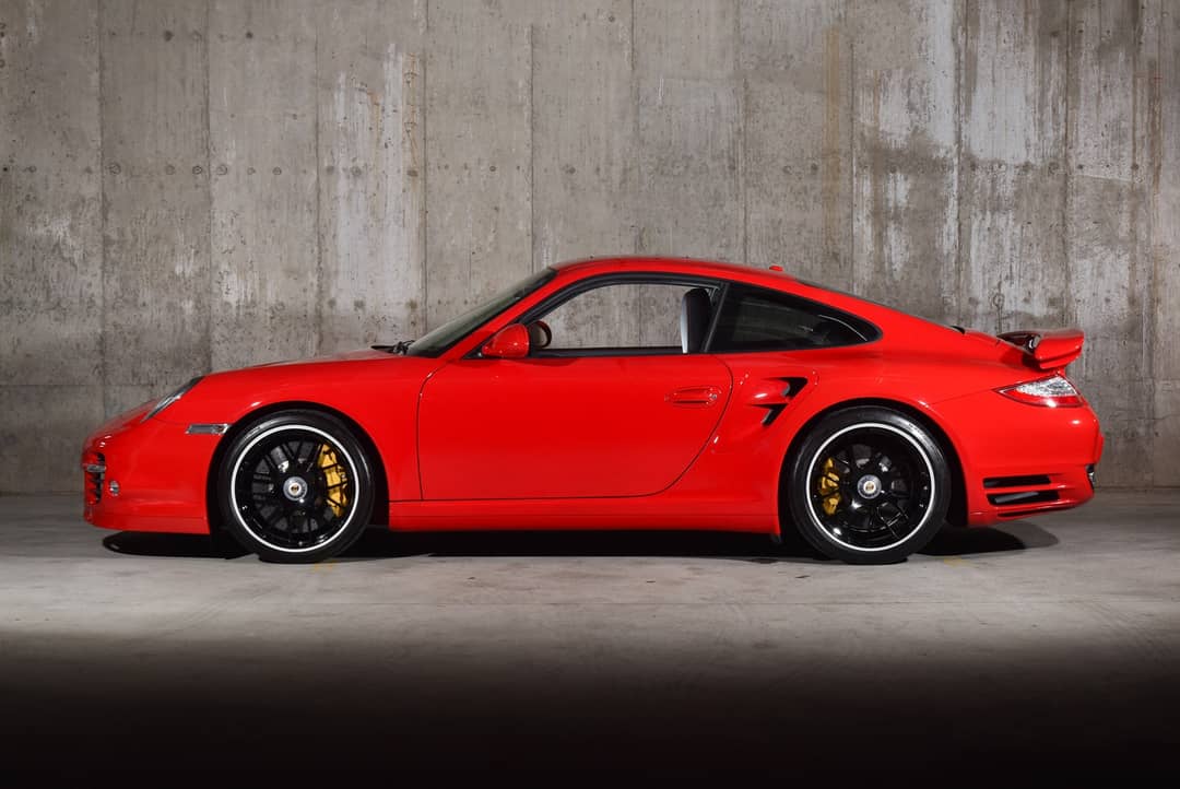 2012 Porsche 911 Turbo S — photo 25