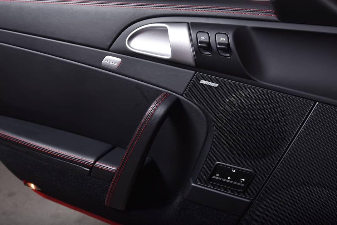 2012 Porsche 911 Turbo S — photo 29