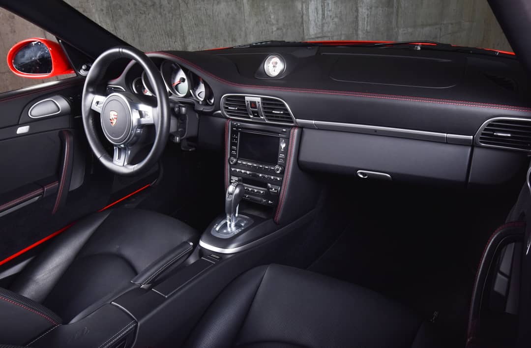 2012 Porsche 911 Turbo S — photo 36