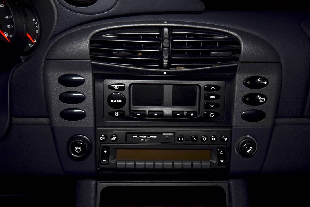 1999 Porsche 911 Carrera — photo 28