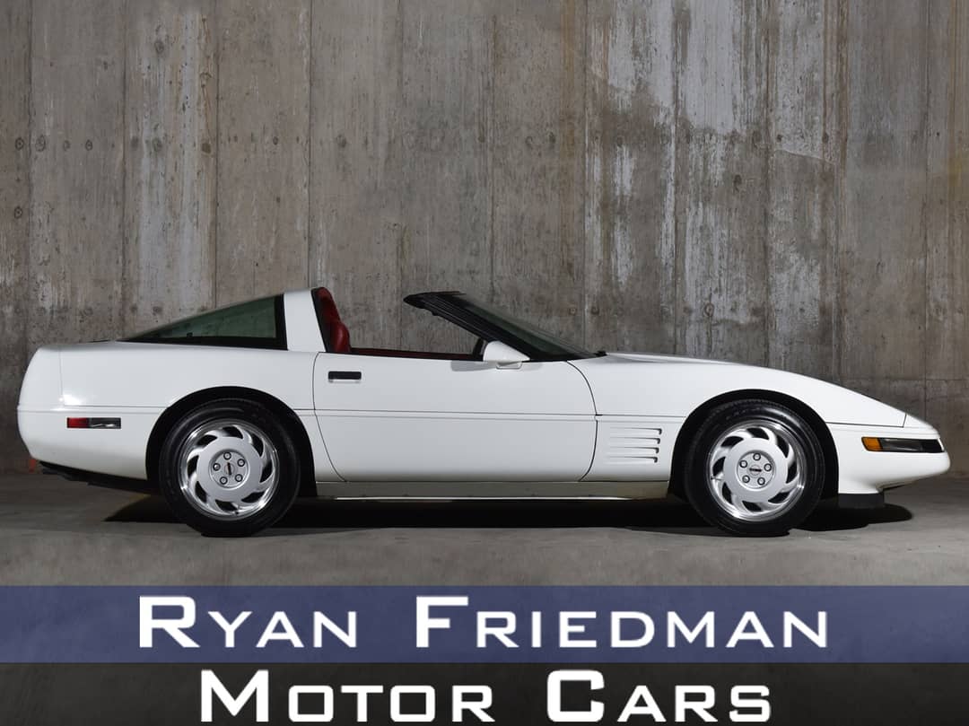 1992 Chevrolet Corvette — photo 1