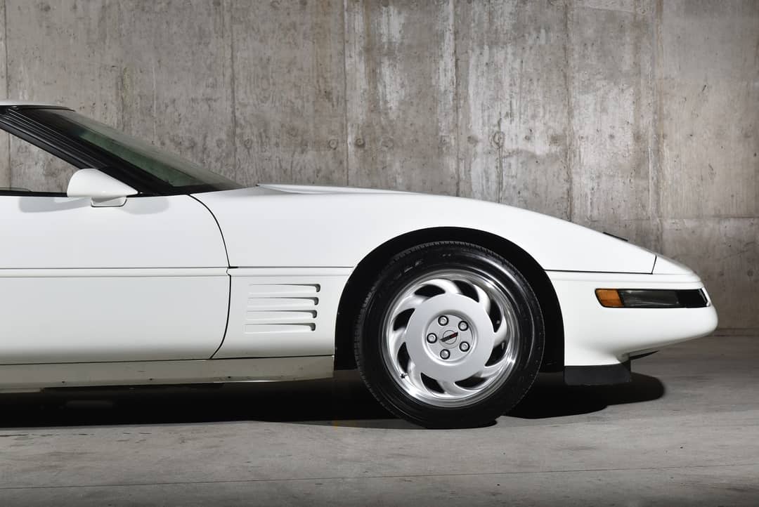 1992 Chevrolet Corvette — photo 22