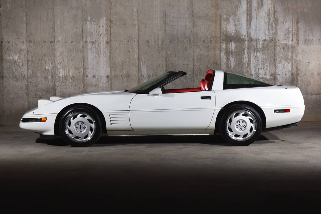 1992 Chevrolet Corvette — photo 28