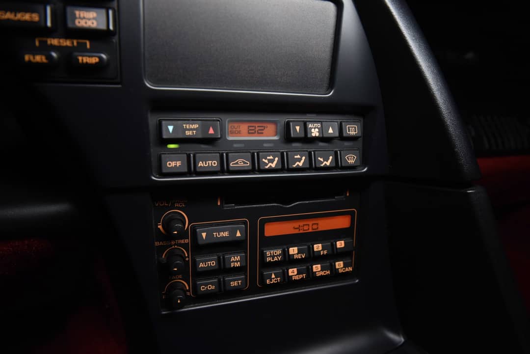 1992 Chevrolet Corvette — photo 46