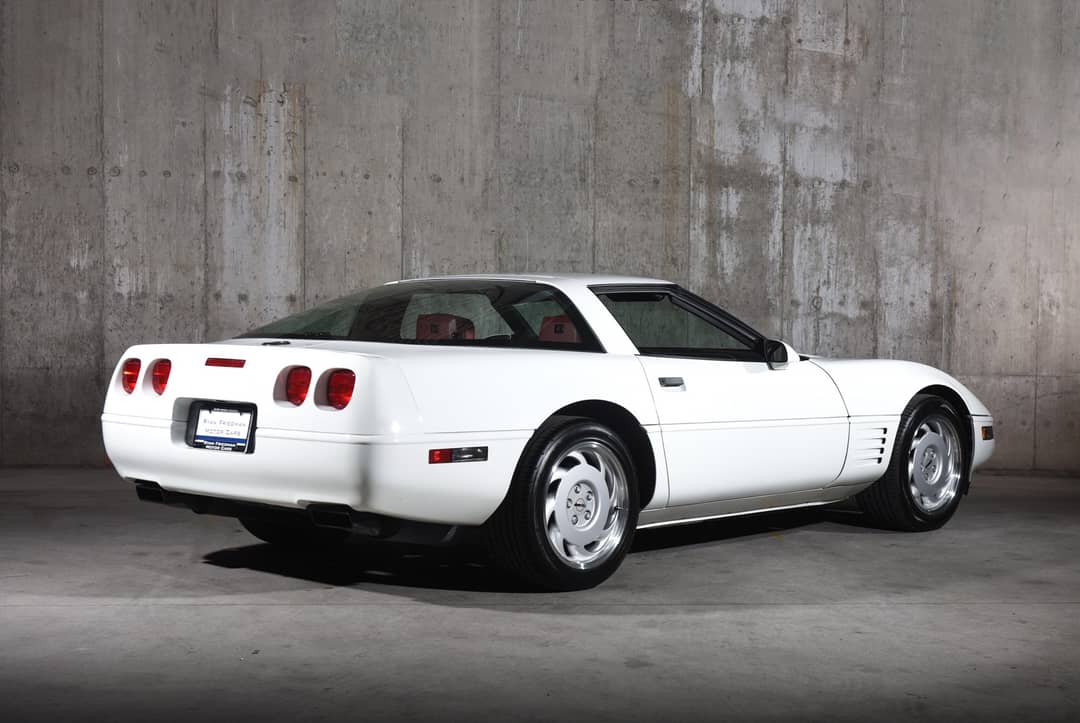 1992 Chevrolet Corvette — photo 7