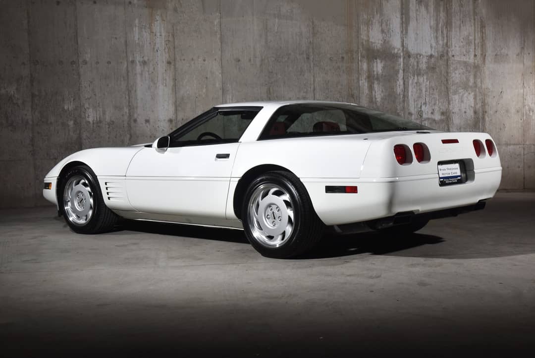 1992 Chevrolet Corvette — photo 9
