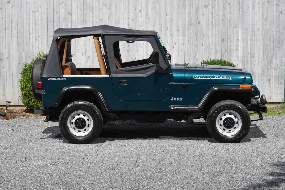 1995 Jeep Wrangler Rio Grande — photo 23