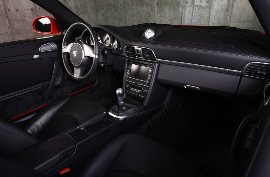2010 Porsche 911 Turbo — photo 17