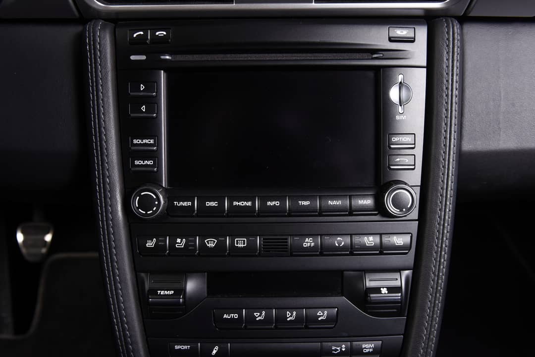 2010 Porsche 911 Turbo — photo 24