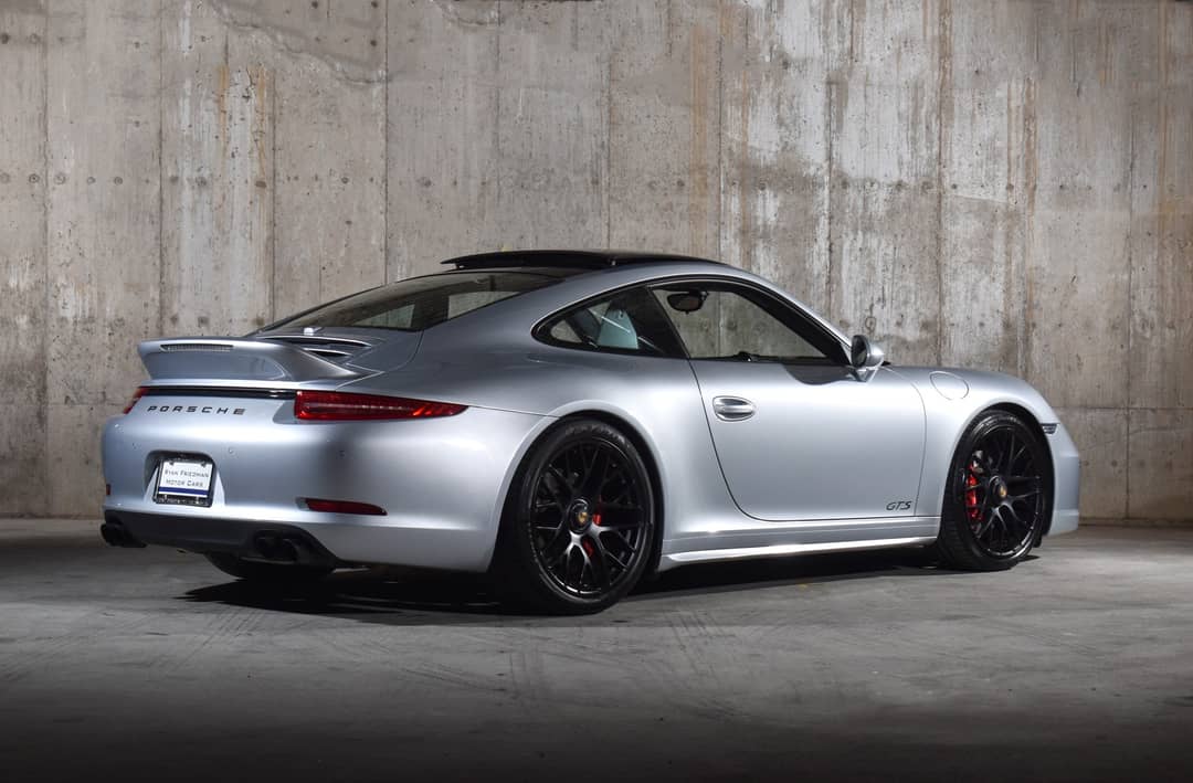 2016 Porsche 911 Carrera GTS — photo 14