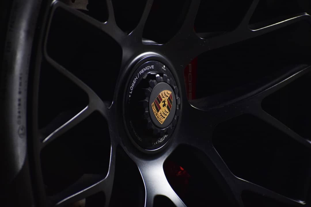2016 Porsche 911 Carrera GTS — photo 18