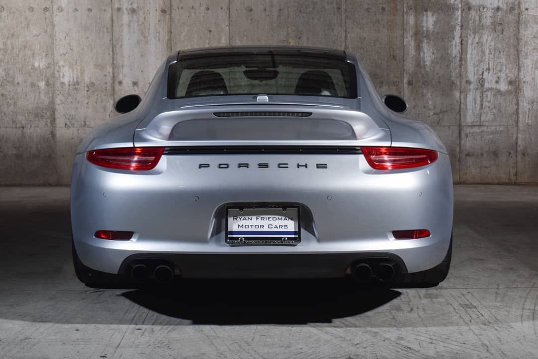 2016 Porsche 911 Carrera GTS — photo 20