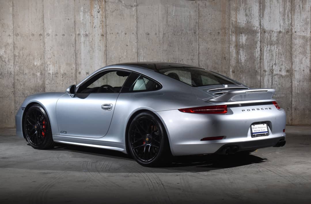 2016 Porsche 911 Carrera GTS — photo 21