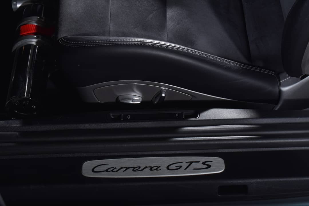 2016 Porsche 911 Carrera GTS — photo 23