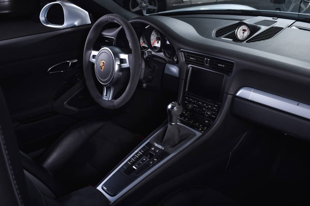 2016 Porsche 911 Carrera GTS — photo 31