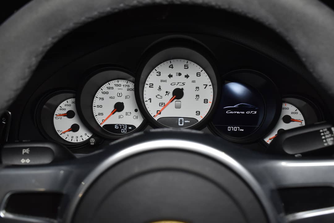 2016 Porsche 911 Carrera GTS — photo 38