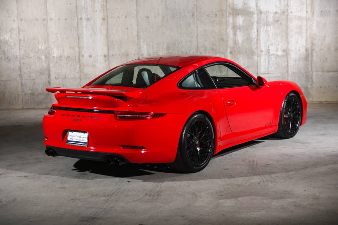 2015 Porsche 911 Carrera GTS — photo 17