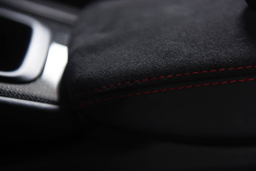 2015 Porsche 911 Carrera GTS — photo 28