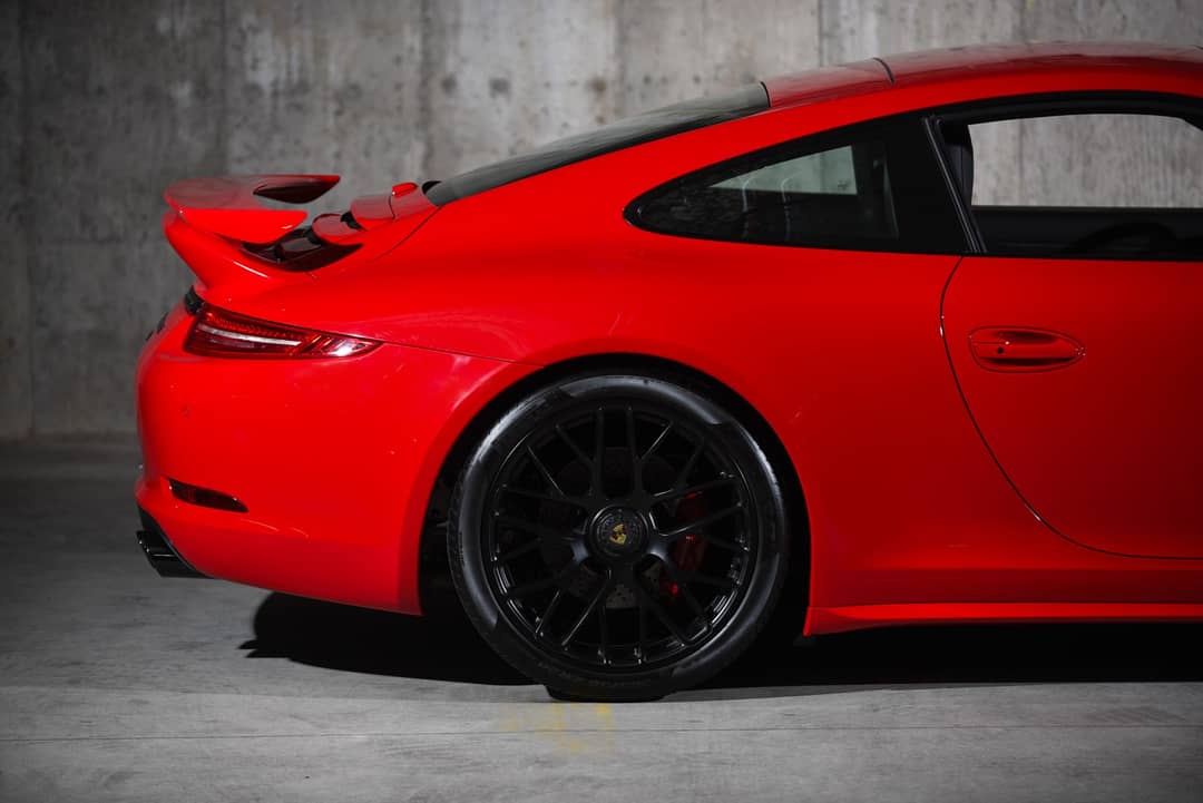2015 Porsche 911 Carrera GTS — photo 5